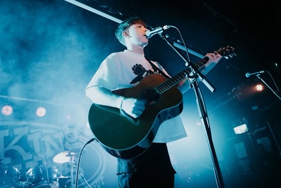 Grady Kinnell – £2 VBL ( Acoustic / Folk Pop)