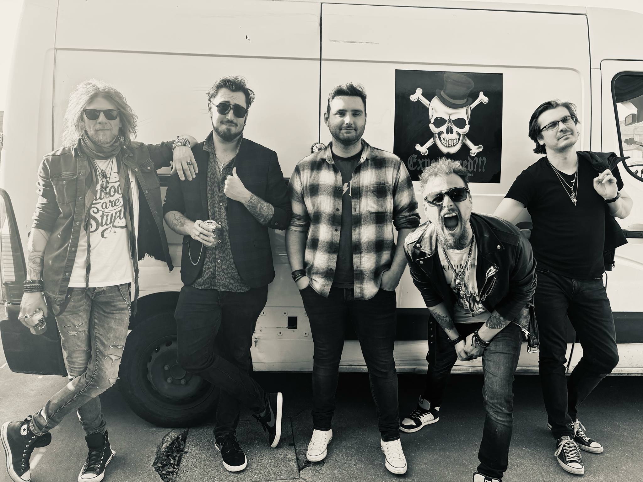 Experienced digital rockstar