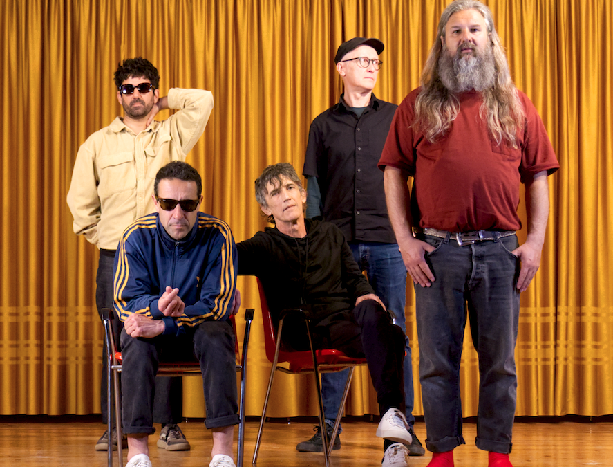 Jane Yo – Strange Things ( Punk / Pop-Rock )