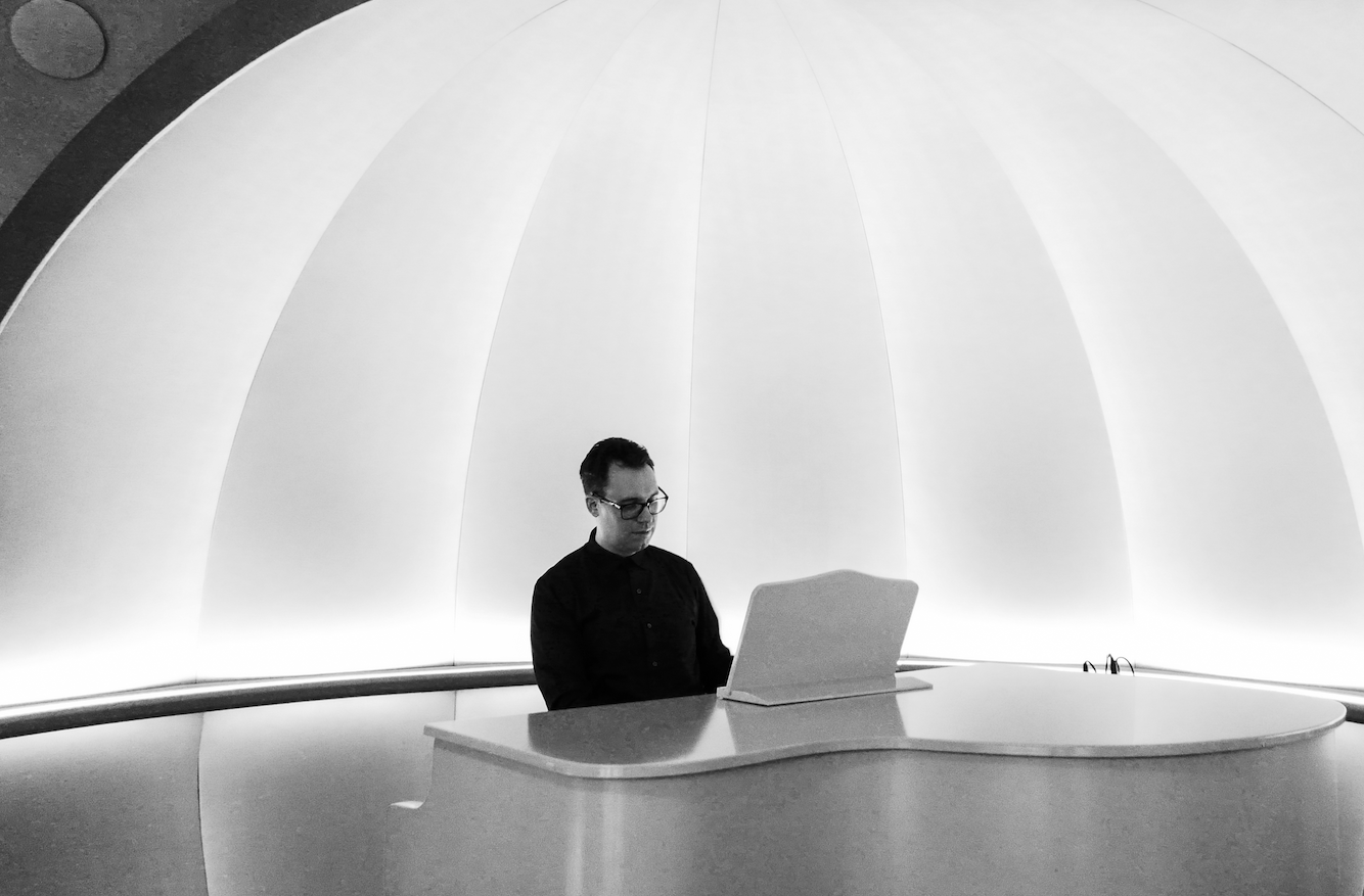 Blood Red Hills - Fierce Friend