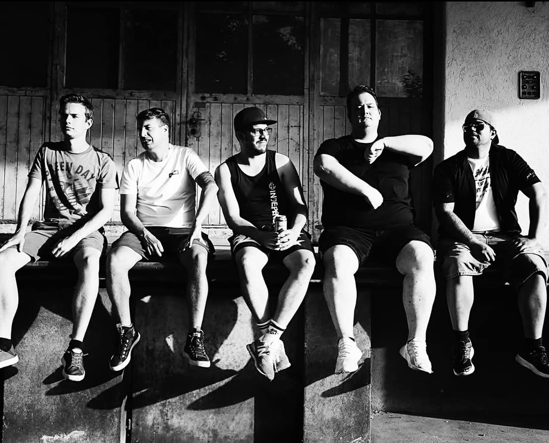 PnB – Julia ( Rock / Pop )